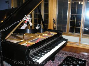 Steinway in studio
